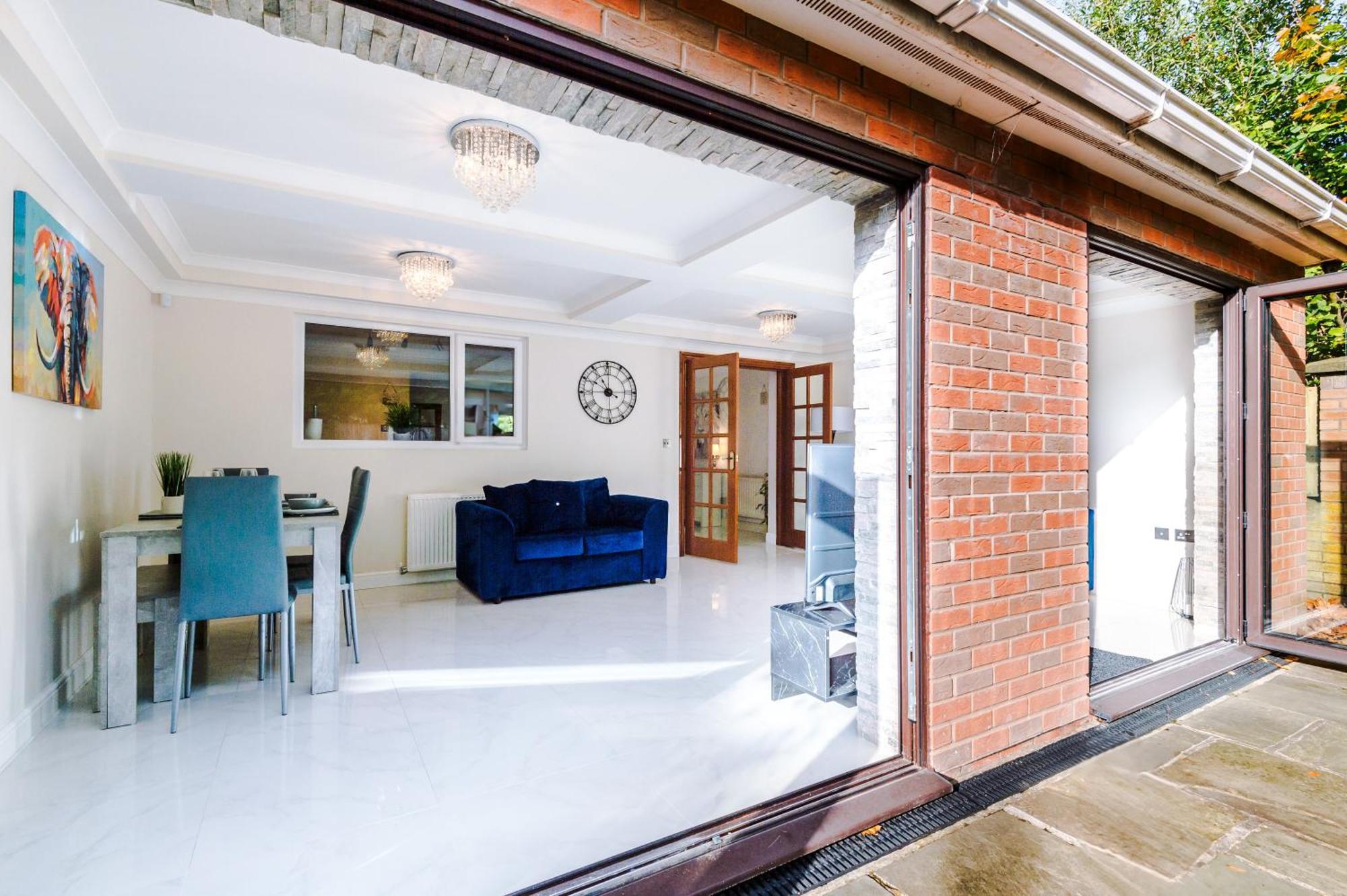The Green- Beautiful & Spacious 5 Bed Detached In Worsley, Manchester Экстерьер фото