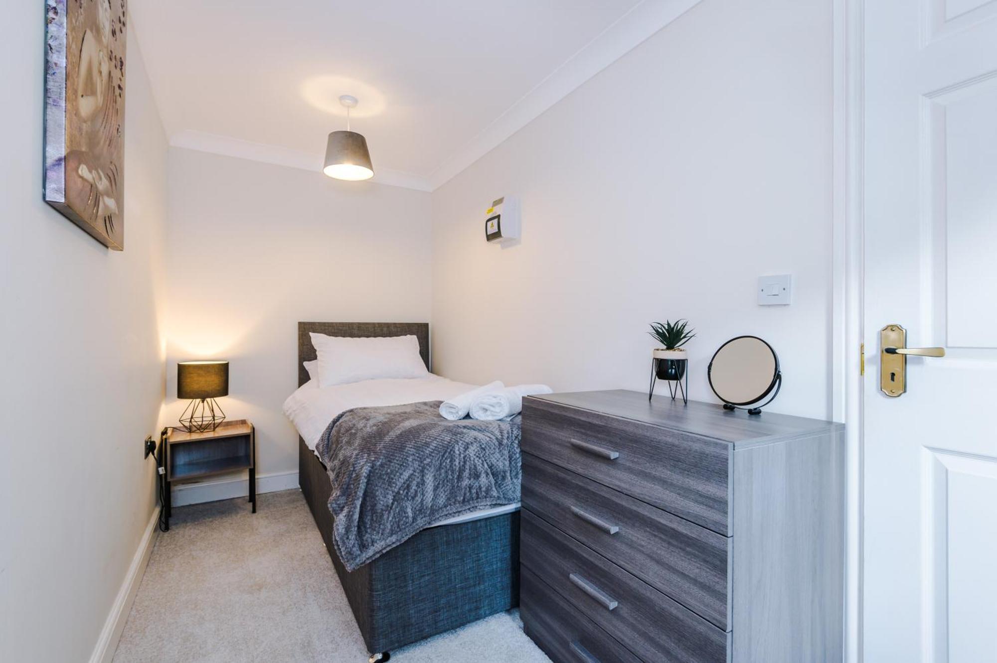 The Green- Beautiful & Spacious 5 Bed Detached In Worsley, Manchester Экстерьер фото